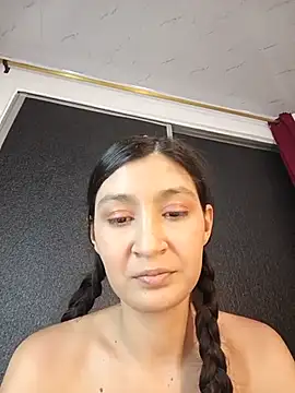 Mia_babee_ webcam