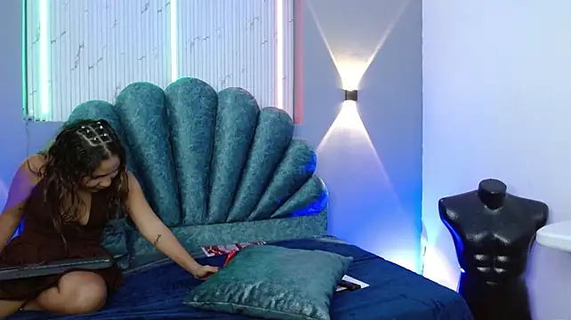 cami_lopez_love webcam