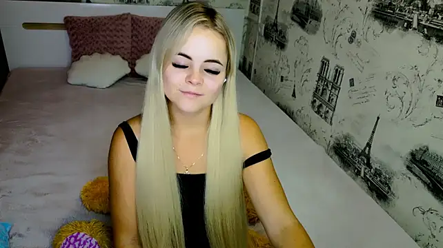lovely-eyes webcam