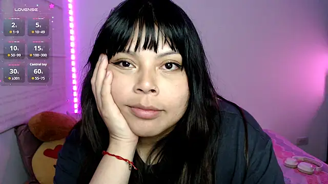 EllieMoonX webcam