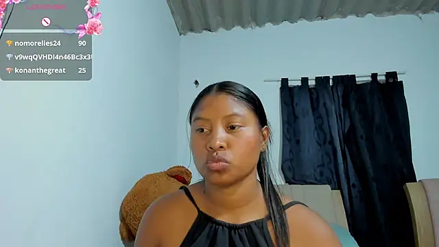 lunahot__07 webcam