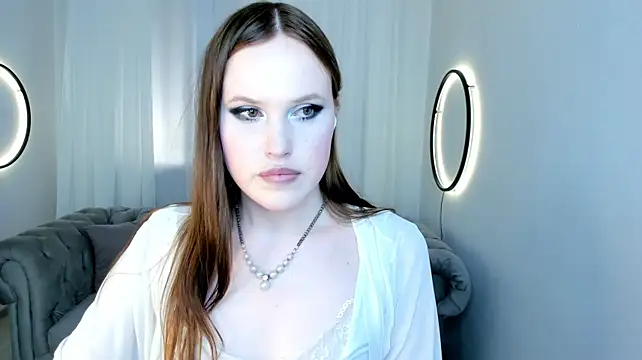 EffieMinki live cam on StripChat