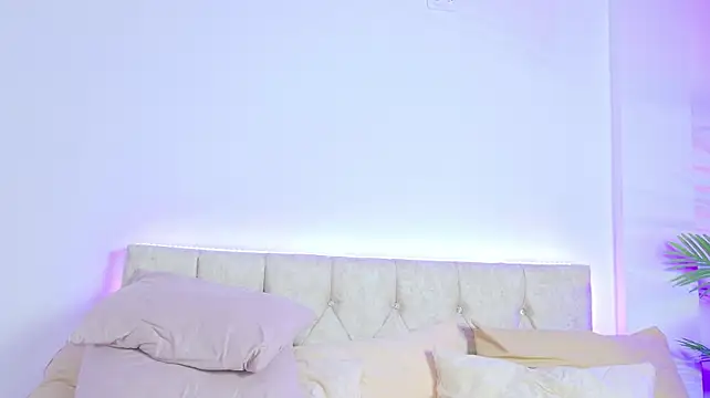 LadyMonroe_ webcam