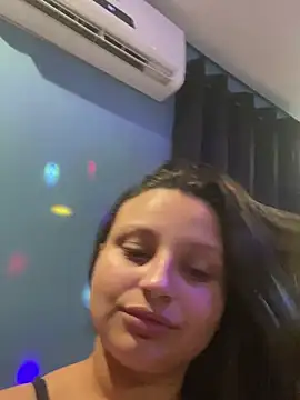 julia_moreira