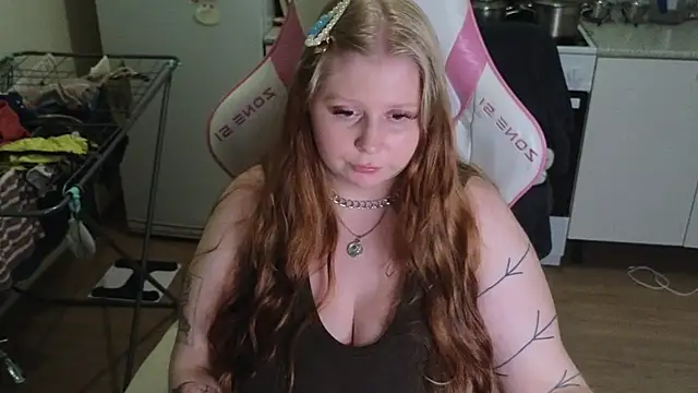 Your_Live live cam on StripChat