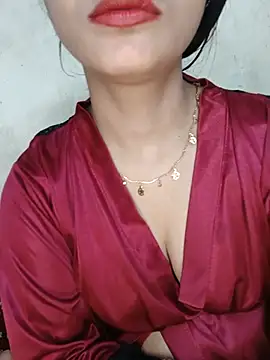 xpihu (F young) - Ass fuck small dildo