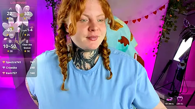 Cassie_xKiss live cam on StripChat