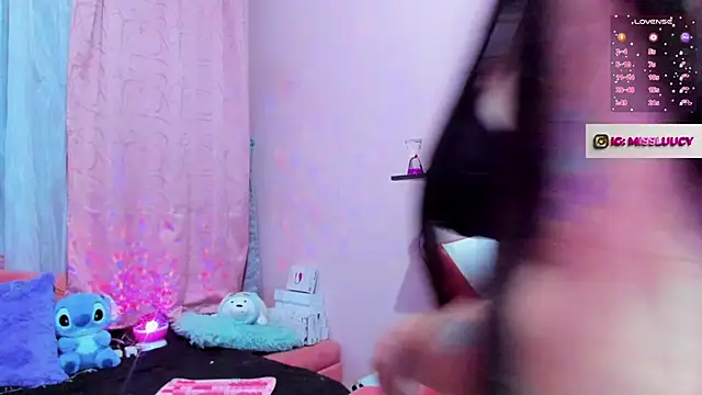 lucy_neil