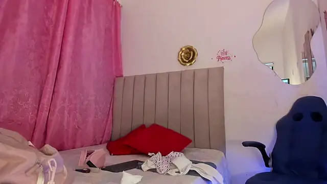 stacyfoxxx webcam