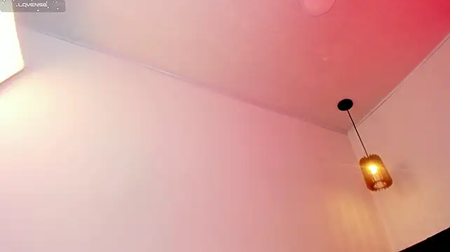 dolly_zoe webcam