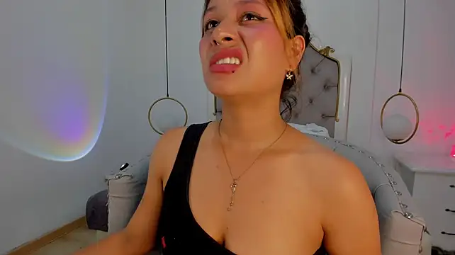 Yourwishisme_val webcam