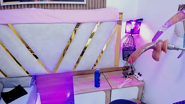 Luna_Naughty1 webcam