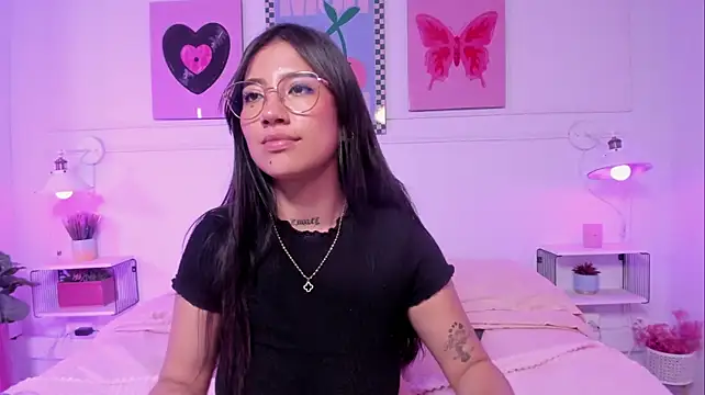 Sharon_Adamss webcam