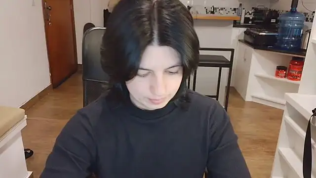 Kyslrana's cam show statistics and live stream