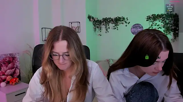 liana_kisses (Ask my age) - show tits both 🐾💗