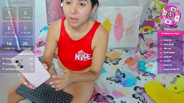 amelia_petiite webcam