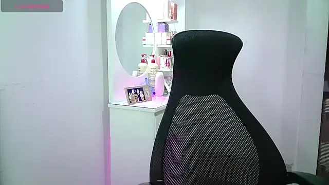 aineangeel live cam preview