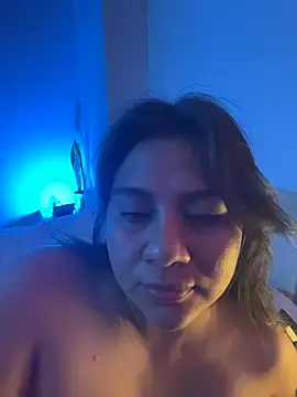 Poli_amor2025 live cam