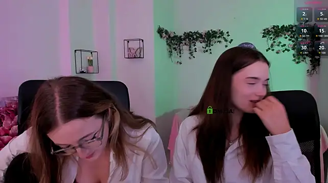 liana_kisses