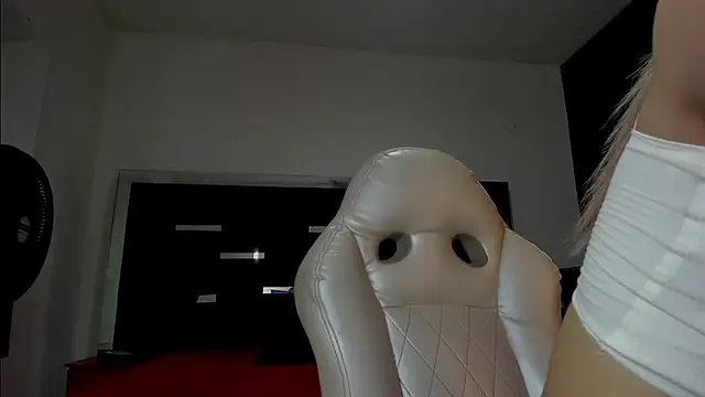 Model: Miranda_bigcock3