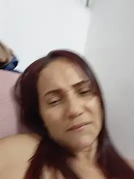 Amanda39 live cam on StripChat