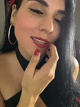 Miaswwe live cam on StripChat