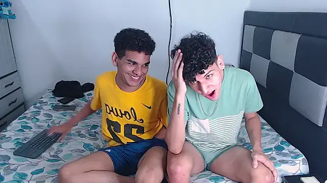 apoloandhansel webcam