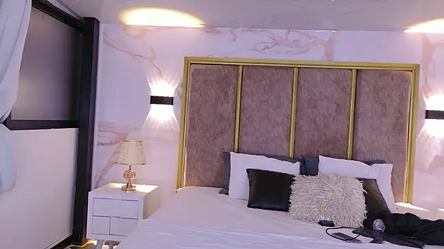 AmmyJones_