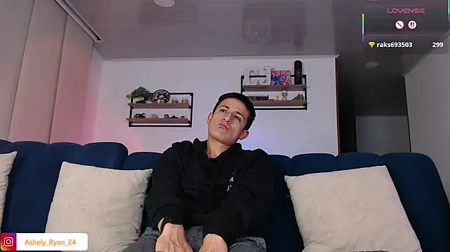 ashely_ryan24 webcam
