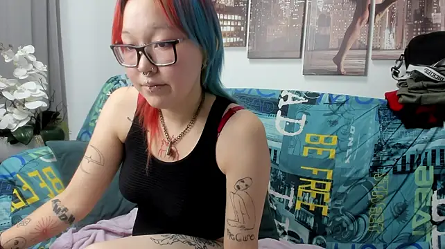 Cute__Kiko webcam