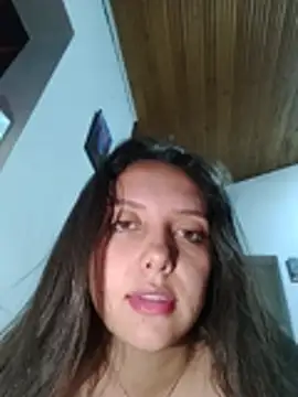 Bella_Karoline