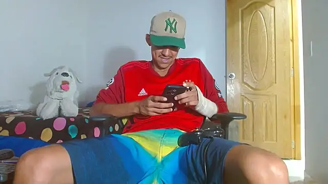 skinny23cm webcam