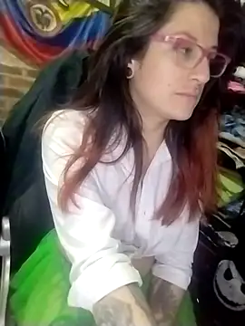 _Alaskamisa live cam on StripChat