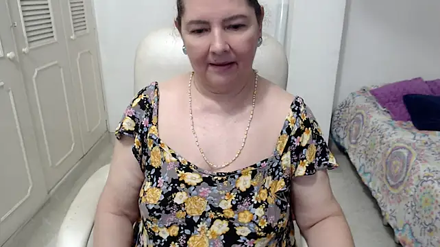 leonela_69