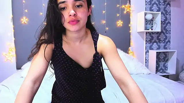 salfetkaa live cam on StripChat