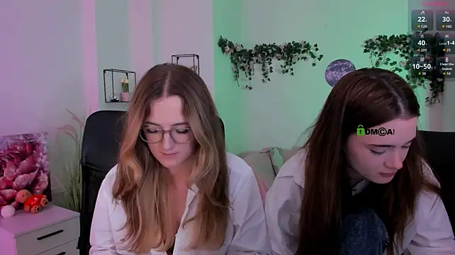 liana_kisses