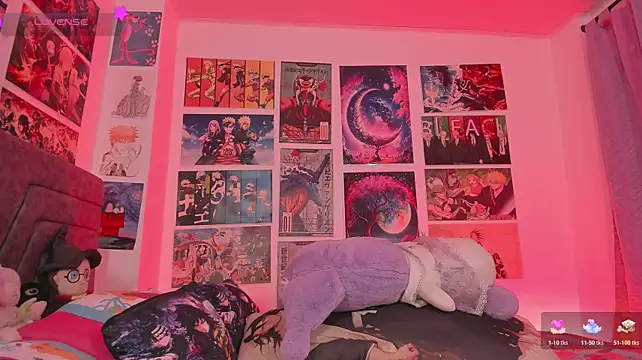 MissCurvyTop
