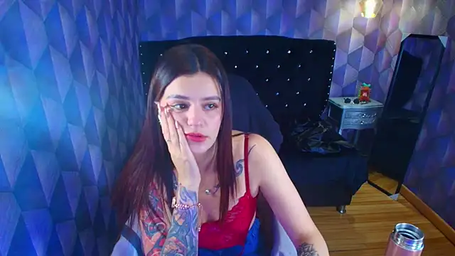 LiaHarryis live cam on StripChat
