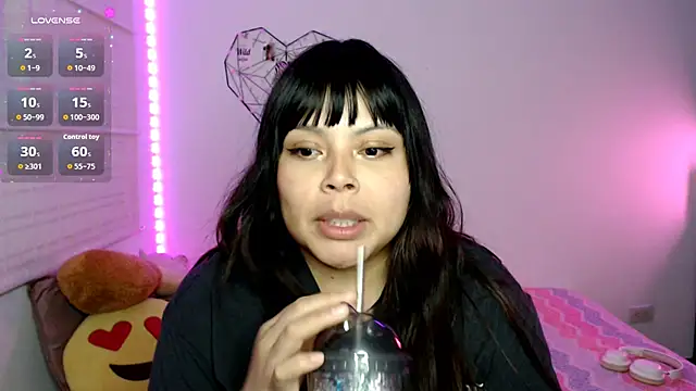 EllieMoonX webcam
