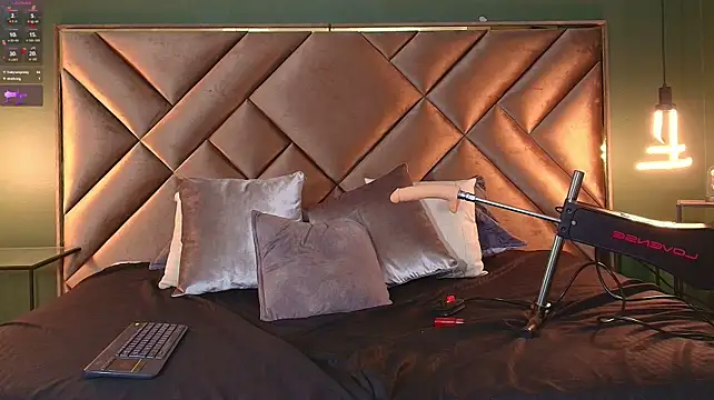 Rache_Roth webcam