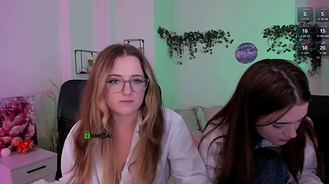 liana_kisses