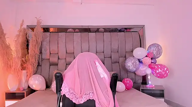 AngelineHeet webcam