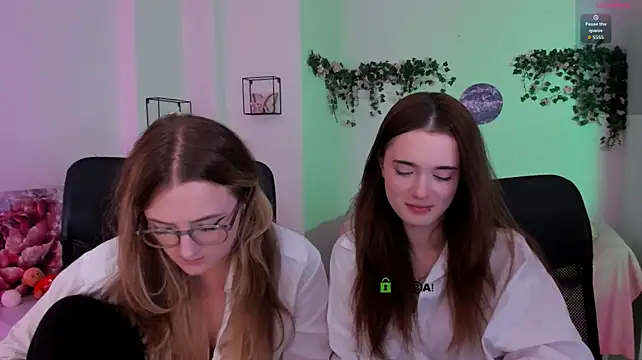 liana_kisses