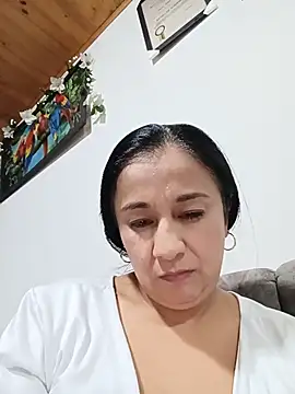 _Dr-Luna_1 live cam preview