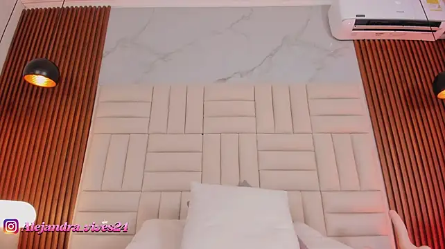 Alejandra_Vives webcam