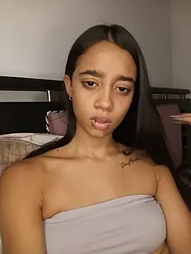 Zoe_Sweett18 webcam
