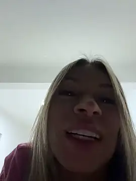 Mia_Rosee1 webcam