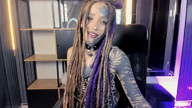 Lucy_Doll8 webcam