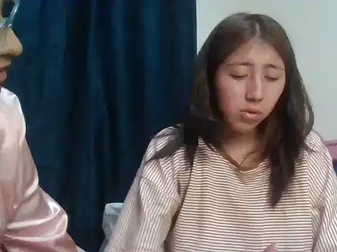 sarah12333 live cam preview