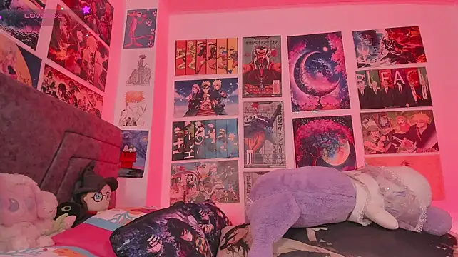 MissCurvyTop live cam preview